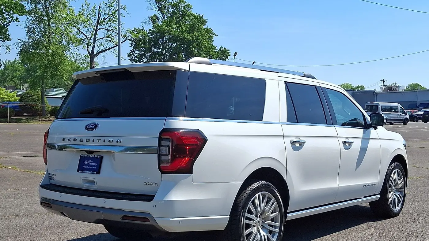 2024 Ford Expedition MAX Platinum