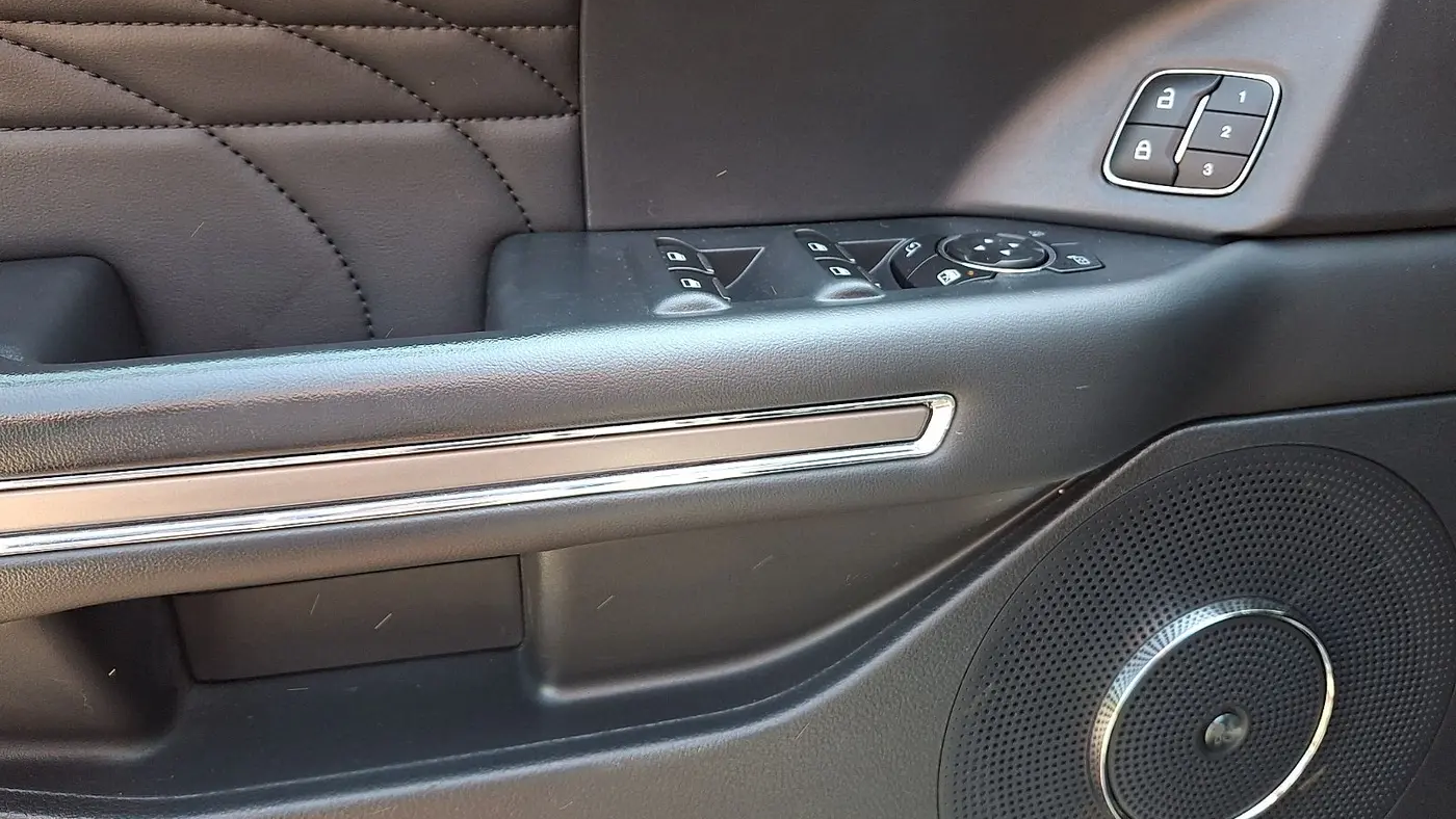 2024 Ford Expedition MAX Platinum
