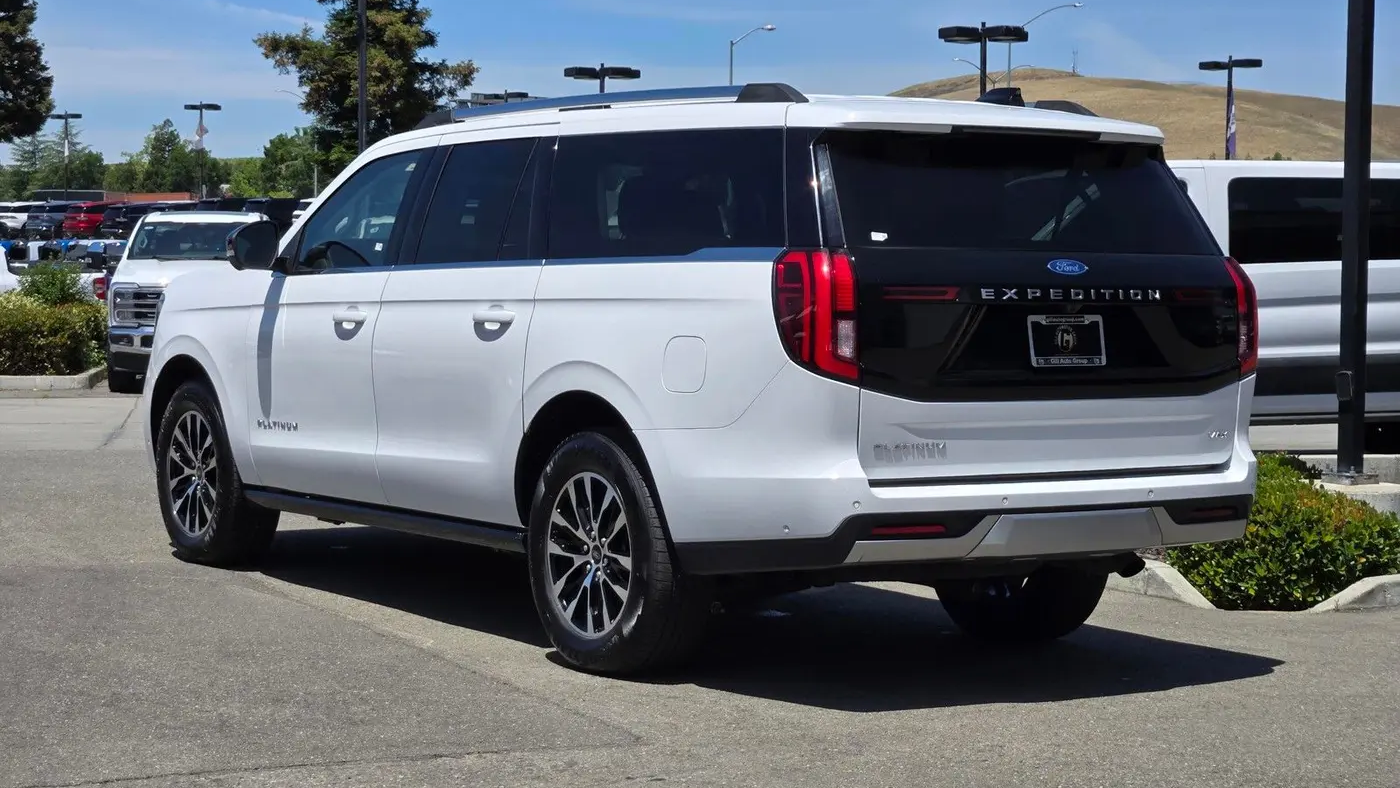 2025 Ford Expedition MAX Platinum