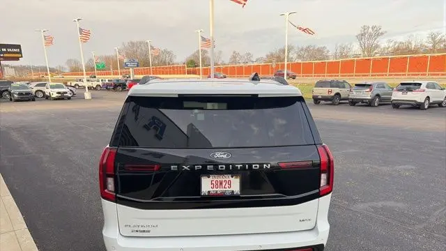2025 Ford Expedition MAX Platinum