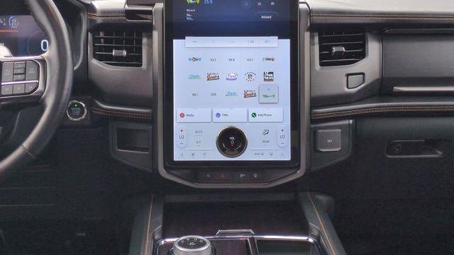 2023 Ford Expedition MAX Platinum