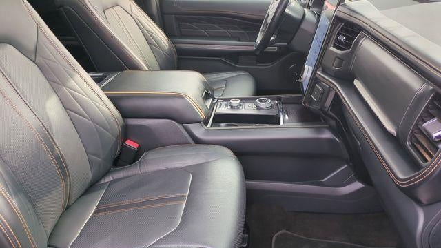 2023 Ford Expedition MAX Platinum
