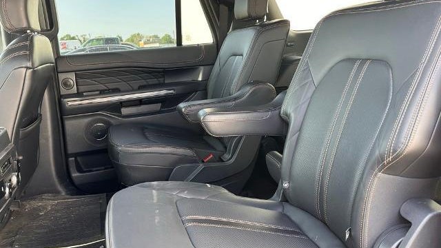 2023 Ford Expedition MAX Platinum