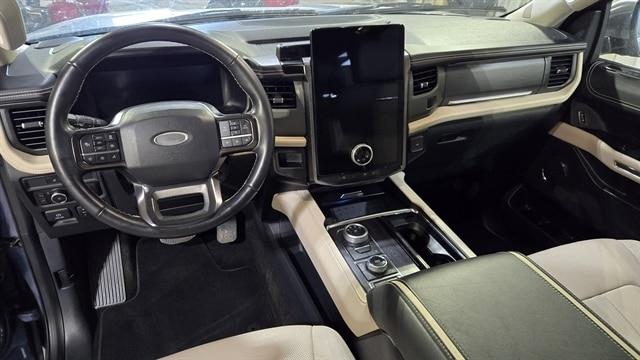 2023 Ford Expedition MAX Platinum