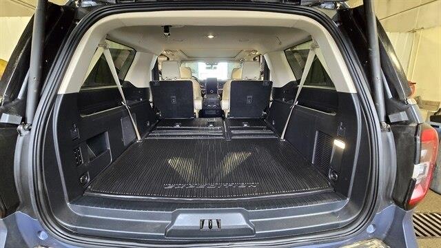 2023 Ford Expedition MAX Platinum