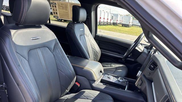 2023 Ford Expedition MAX Platinum