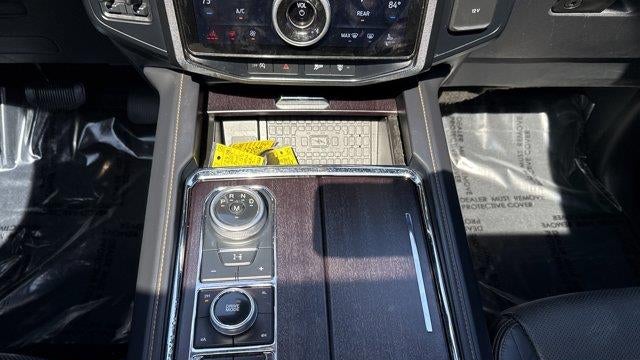 2024 Ford Expedition MAX Platinum
