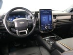 2024 Expedition MAX Thumbnail 2