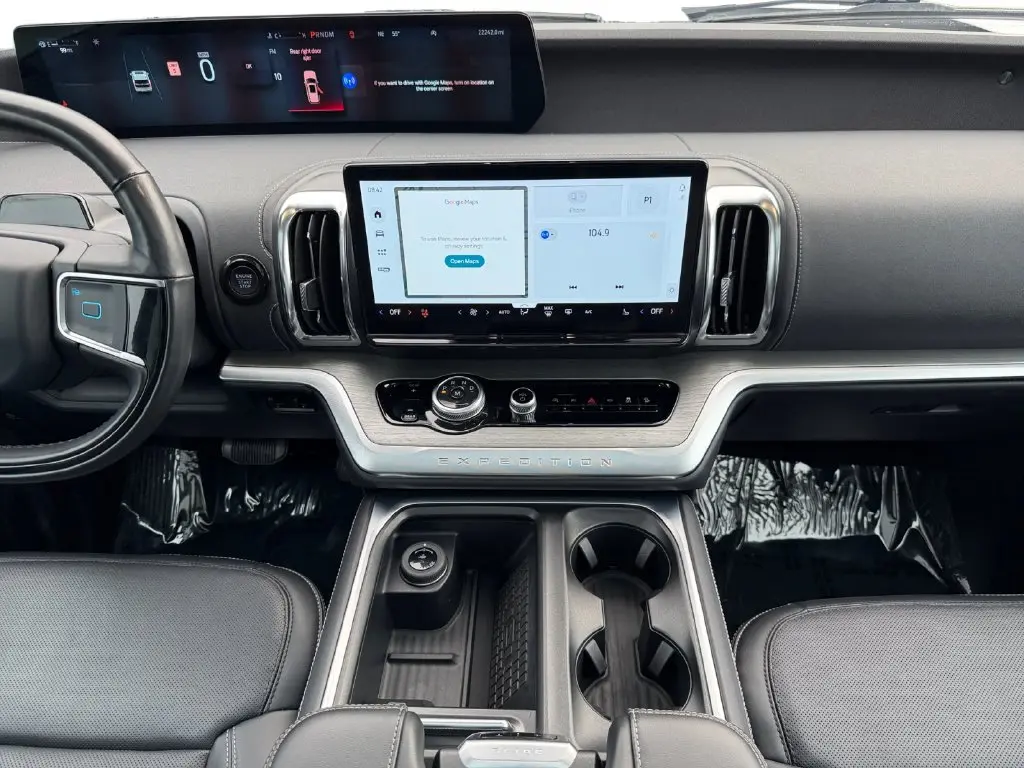 2025 Ford Expedition - $69,732