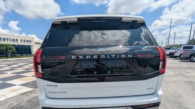 2025 Ford Expedition MAX Platinum
