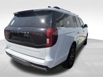 2025 Expedition MAX Thumbnail 2