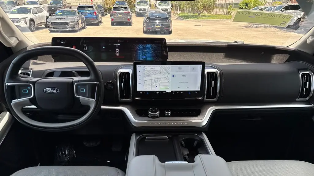 2025 Ford Expedition MAX Platinum