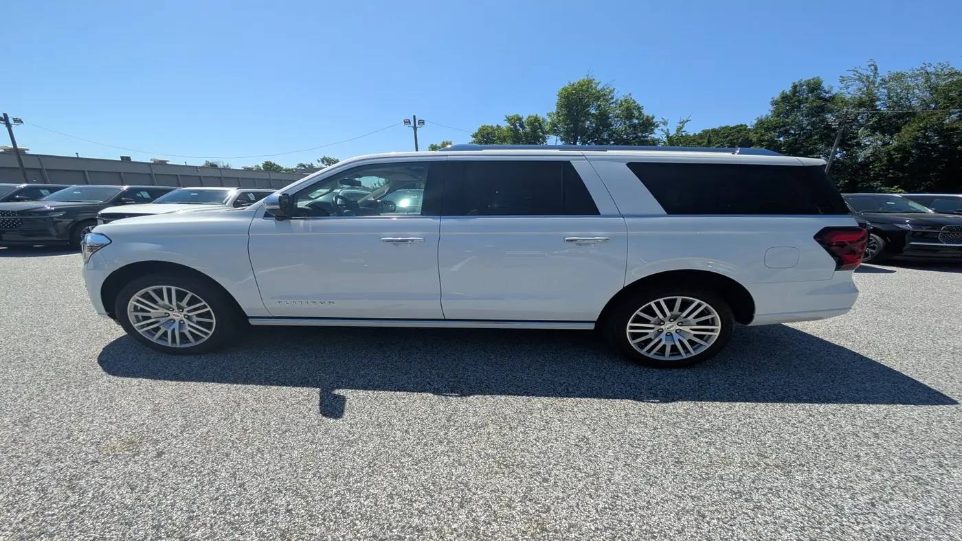 2023 Ford Expedition MAX Platinum