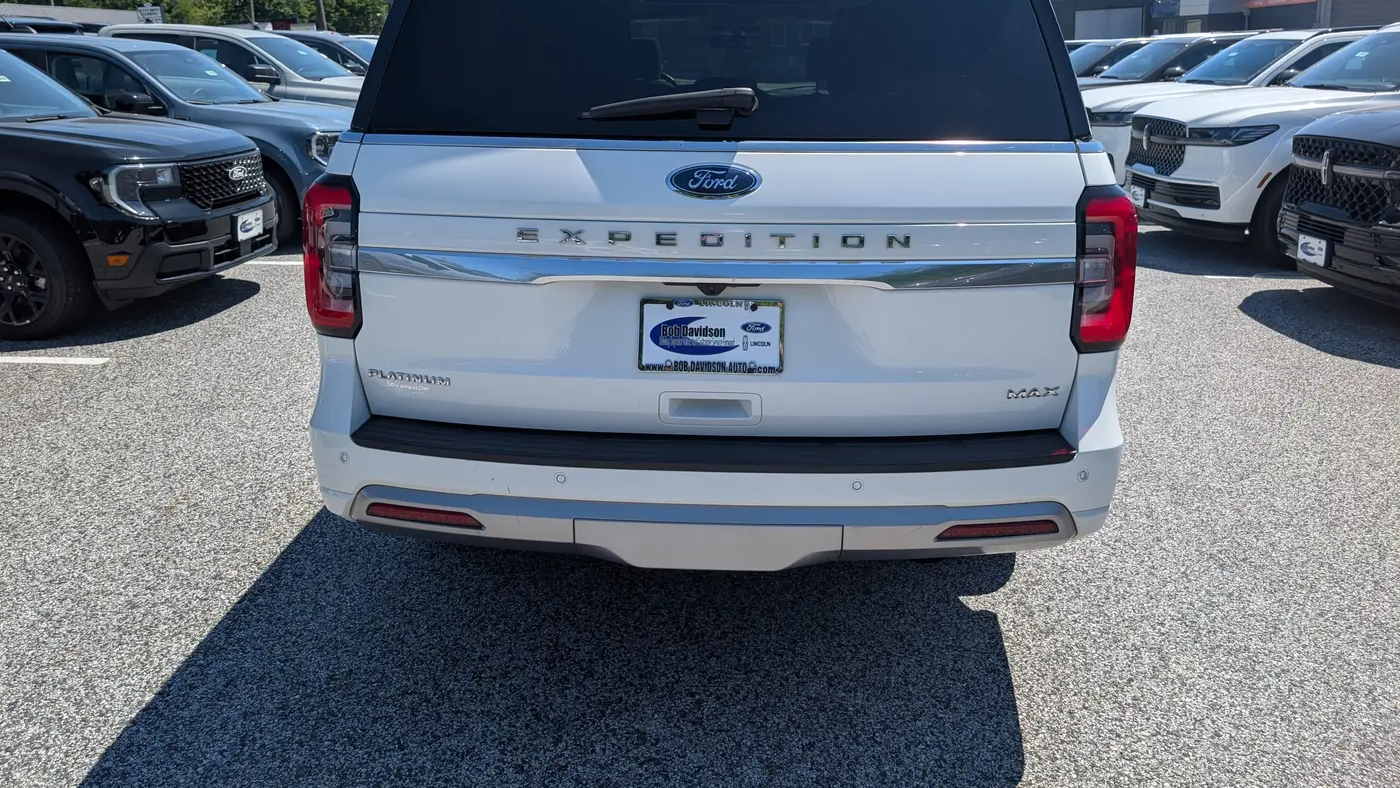 2023 Ford Expedition MAX Platinum