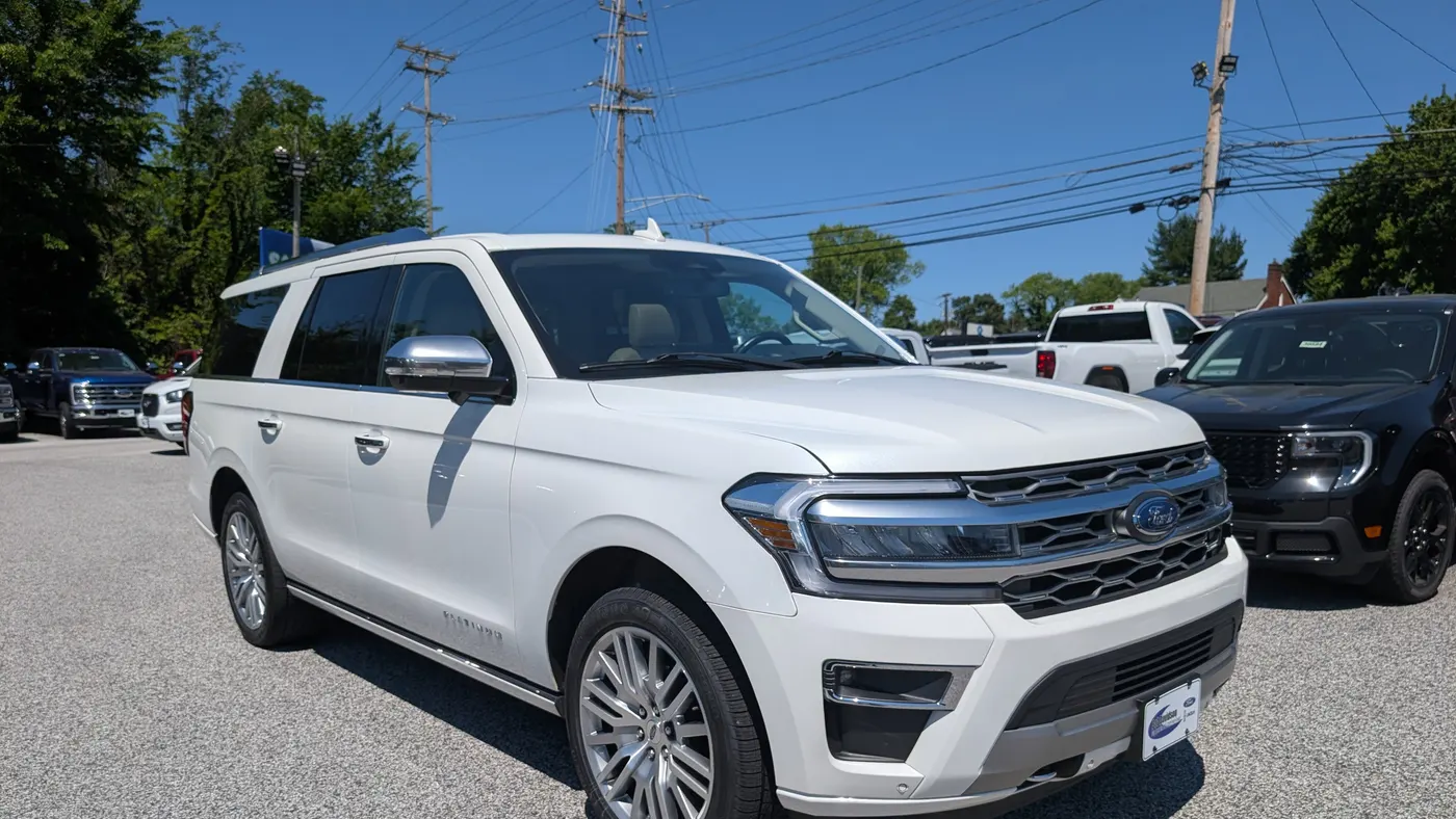 2023 Ford Expedition MAX Platinum