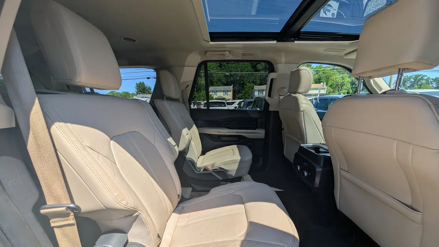2023 Ford Expedition MAX Platinum