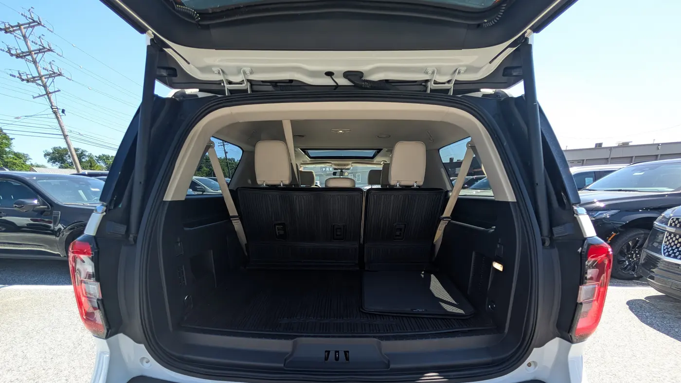 2023 Ford Expedition MAX Platinum