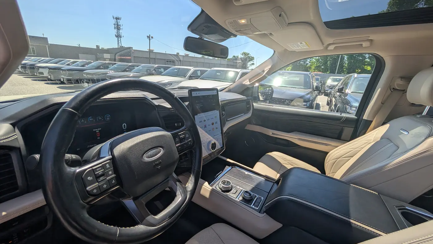 2023 Ford Expedition MAX Platinum