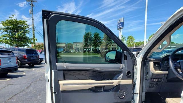 2024 Ford Expedition MAX Platinum