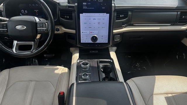 2024 Ford Expedition MAX Platinum