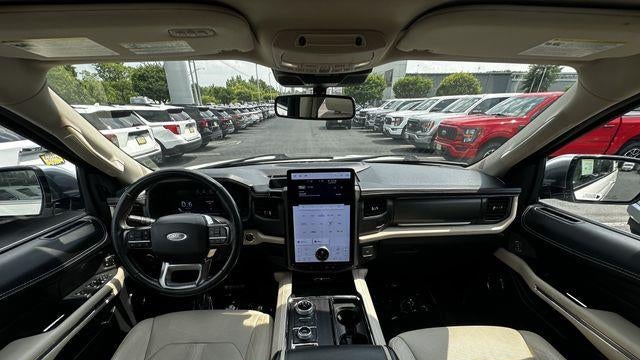 2024 Ford Expedition MAX Platinum