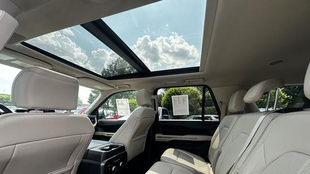 2024 Ford Expedition MAX Platinum
