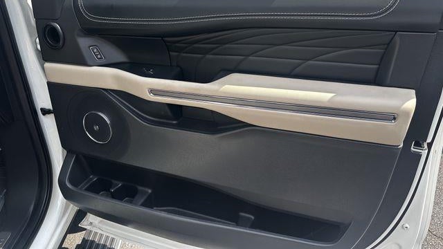 2024 Ford Expedition MAX Platinum