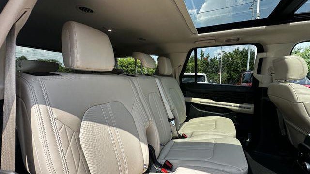 2024 Ford Expedition MAX Platinum