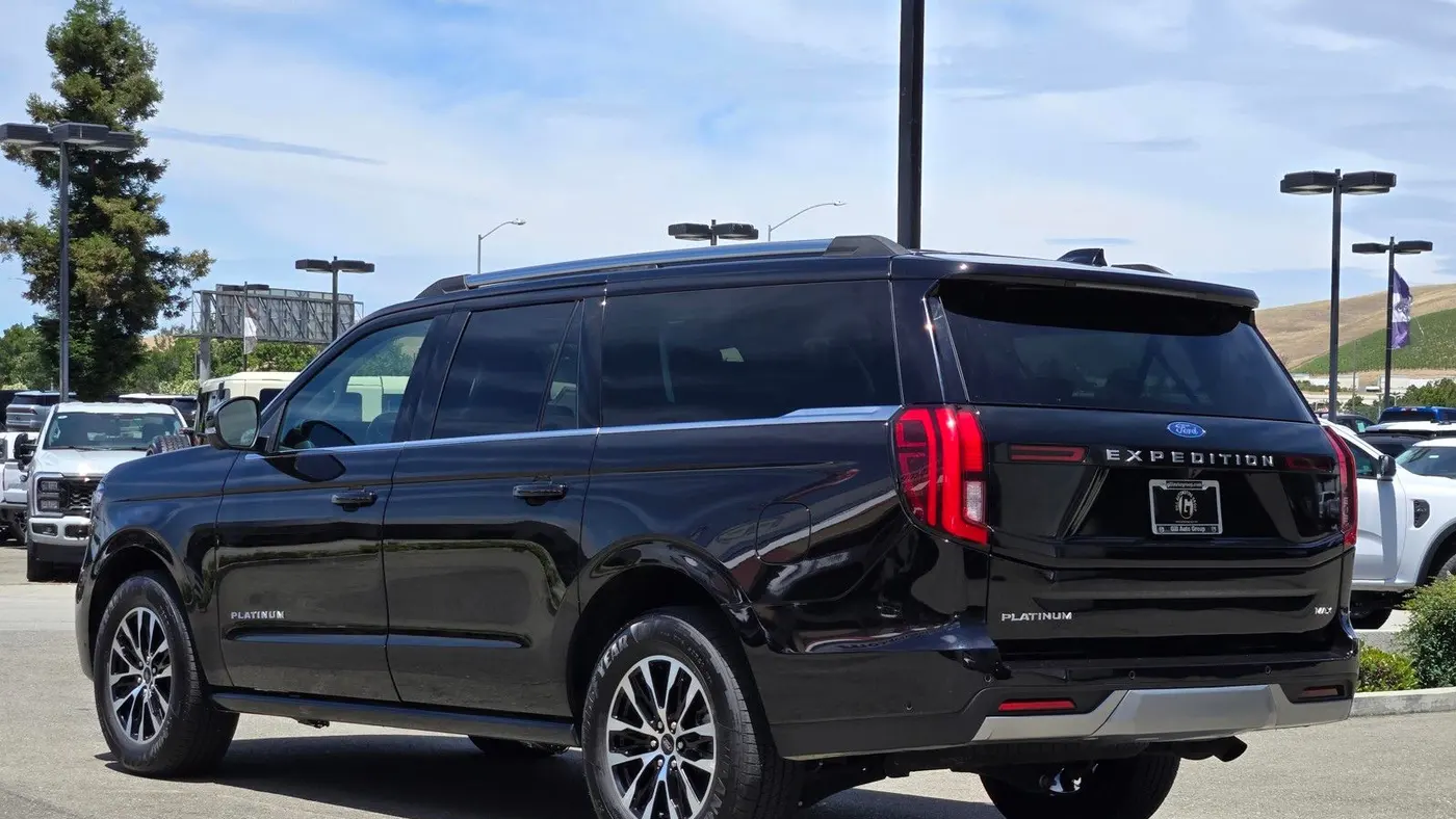 2025 Ford Expedition MAX Platinum