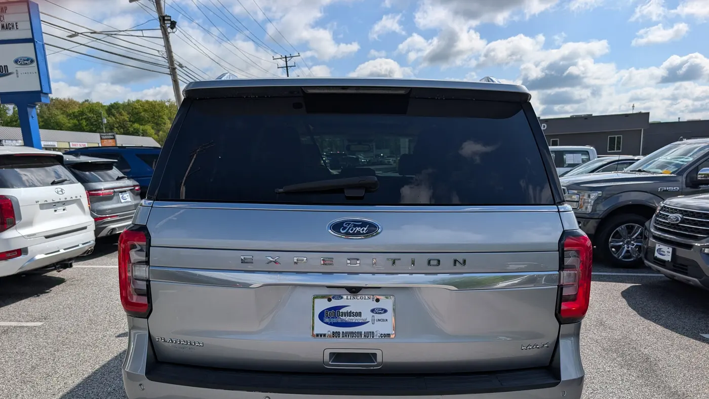 2023 Ford Expedition MAX Platinum