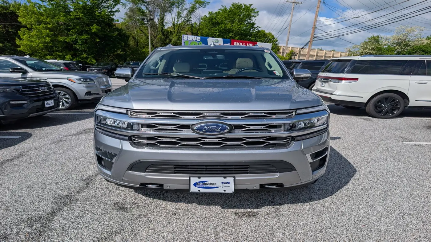 2023 Ford Expedition MAX Platinum