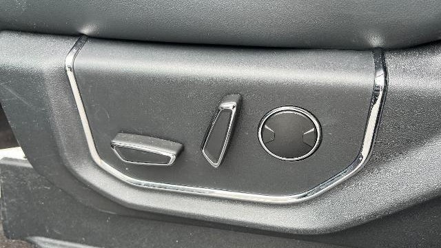 2023 Ford Expedition MAX Platinum