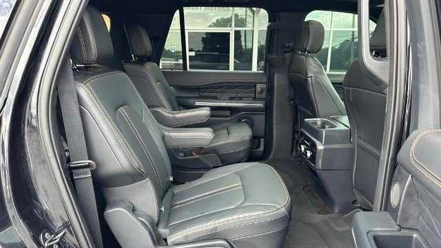 2023 Ford Expedition MAX Platinum