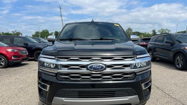 2023 Ford Expedition MAX Platinum
