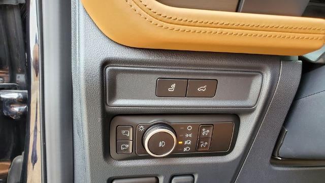 2023 Ford Expedition MAX Platinum