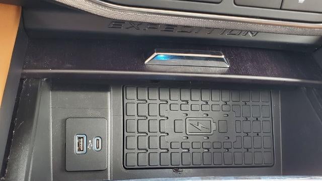 2023 Ford Expedition MAX Platinum