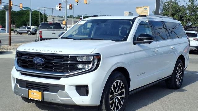 2025 Ford Expedition MAX Platinum
