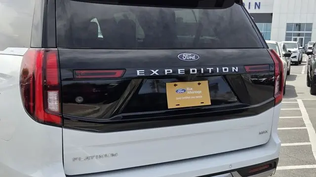 2025 Ford Expedition MAX Platinum