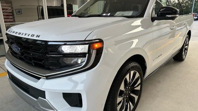2025 Ford Expedition MAX Platinum