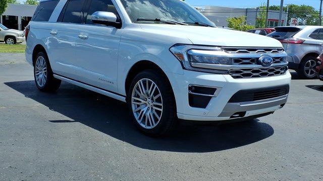 2023 Ford Expedition MAX Platinum