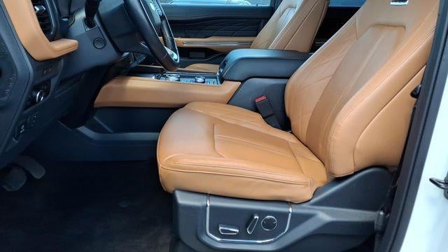 2023 Ford Expedition MAX Platinum