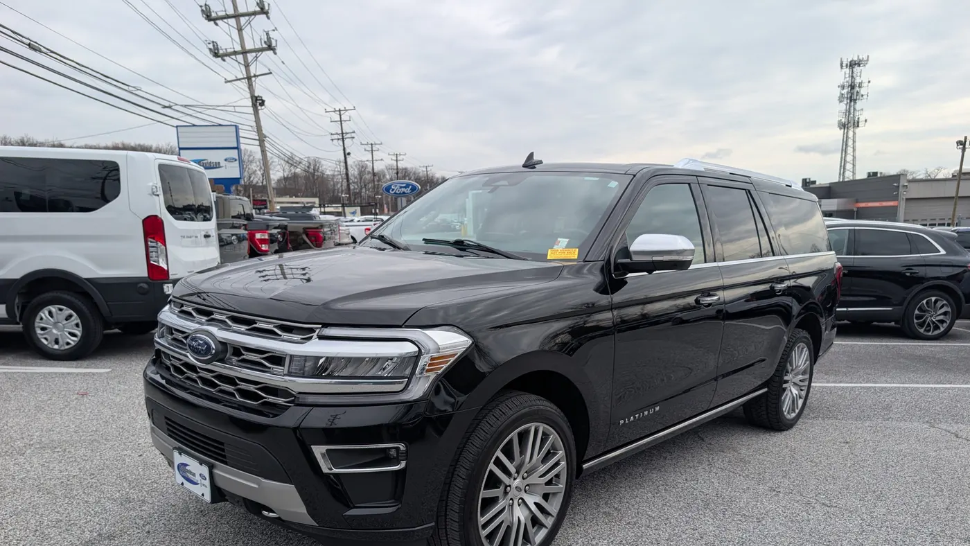 2023 Ford Expedition MAX Platinum