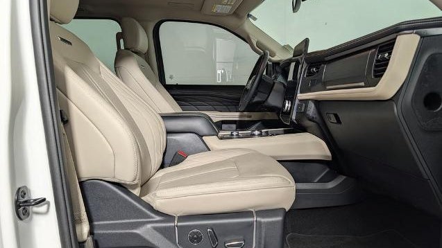 2024 Ford Expedition MAX Platinum
