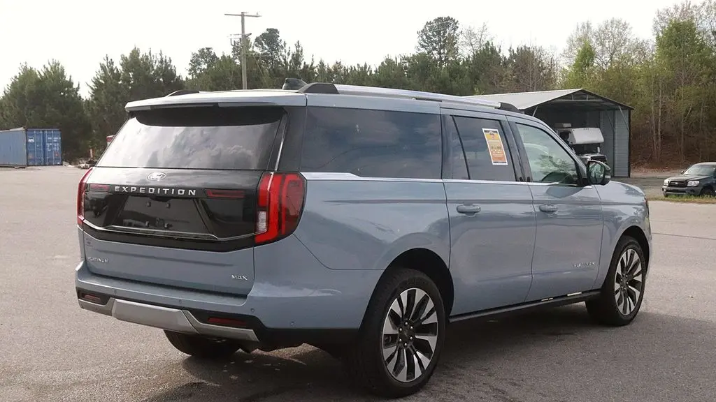 2025 Ford Expedition MAX Platinum