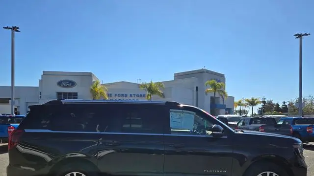 2025 Ford Expedition MAX Platinum