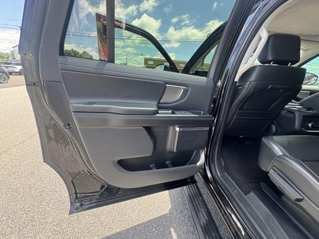 2025 Ford Expedition - $62,995