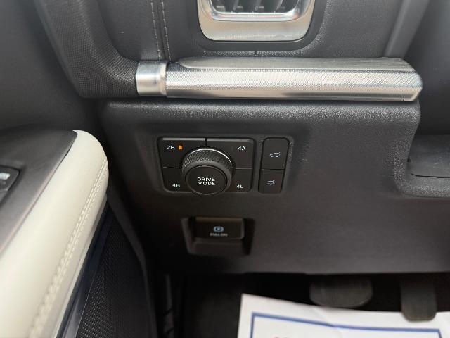 2025 Ford Expedition - $69,995