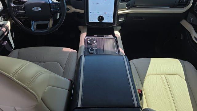 2023 Ford Expedition MAX Platinum