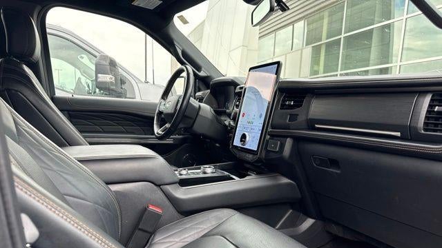 2023 Ford Expedition MAX Platinum