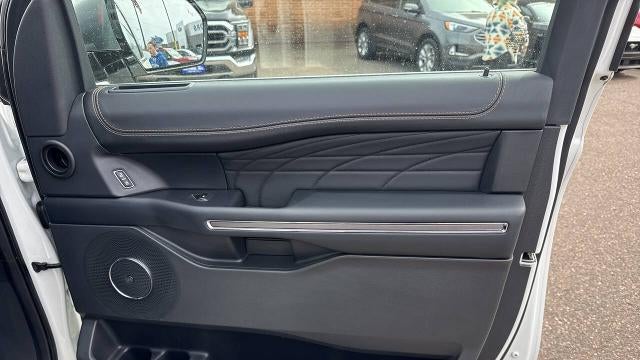 2023 Ford Expedition MAX Platinum